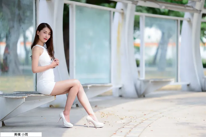 [Mzsock] NO.096 Xiaoyu off-shoulder dress, high heels, beautiful legs, outdoor shot street photography#[100P]-4